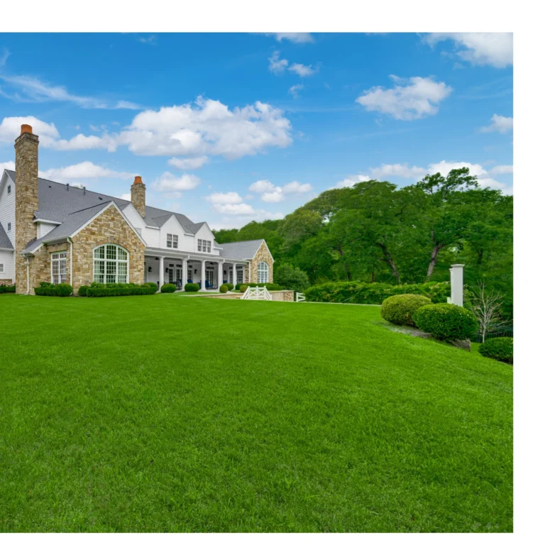 This one is truly palatial, and a one-of-a-kind custom. Thanks to Dana Staples for trusting us with this one.

:::

#etxrealestate #dreamhomesoftexas #realestatephotography #realestatephotographer